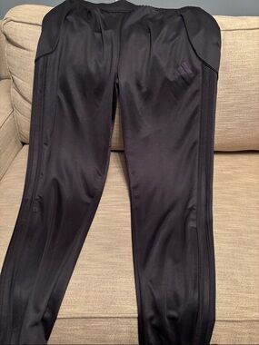 adidas Black Performance Track Pants with Tonal Logo Women’s Medium NWT